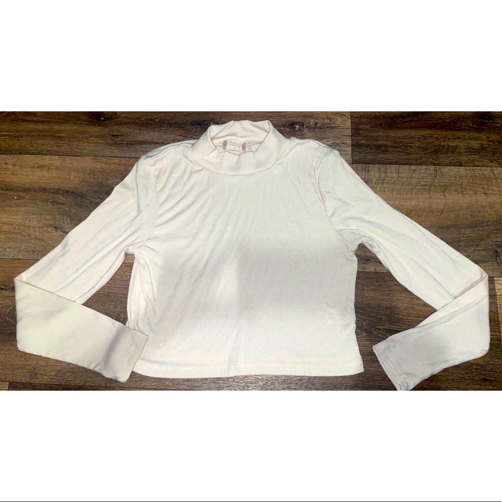 Altard State Cream long sleeve crop top